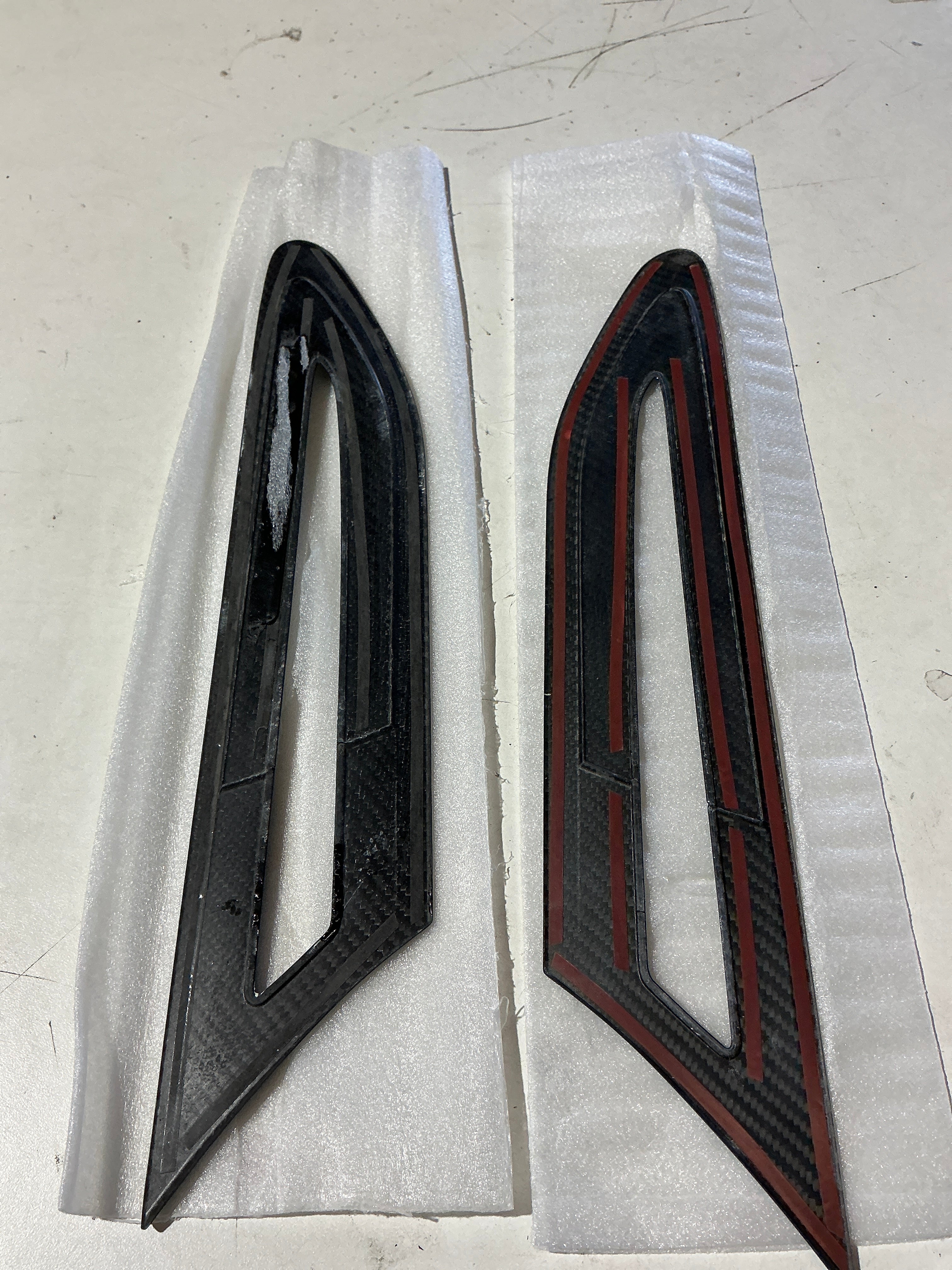 [OPEN BOX] OLM Carbon Fiber Fender Grille Cover w/ Hollowed Center 2013-2020 Subaru BRZ | A.700137.1 - Default Title