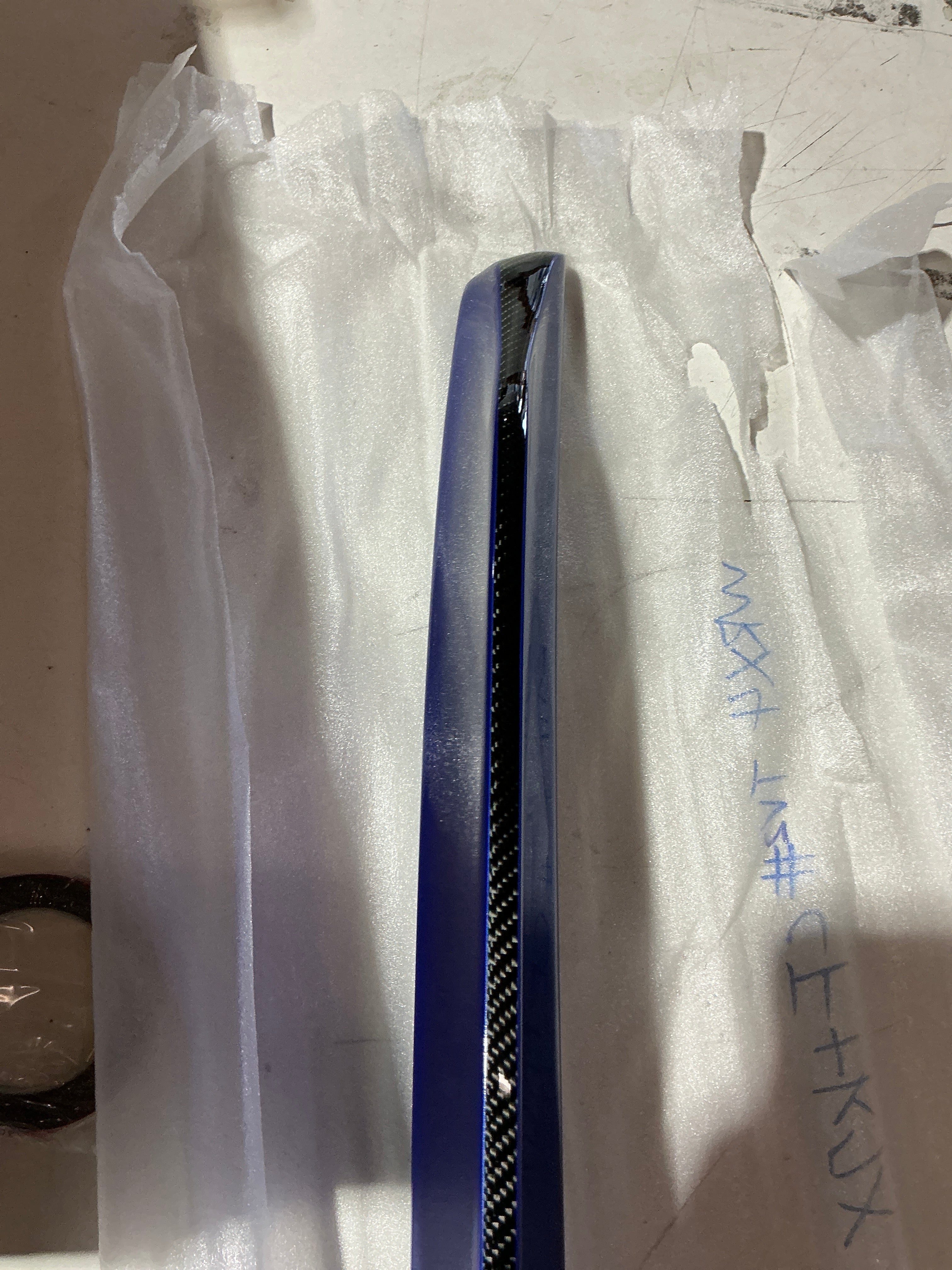 [OPEN BOX] OLM Paint Matched Duckbill Spoiler w Carbon Fiber Center Line World Rally Blue WRX / STI 2015-2021 | A.70188.1-K7X