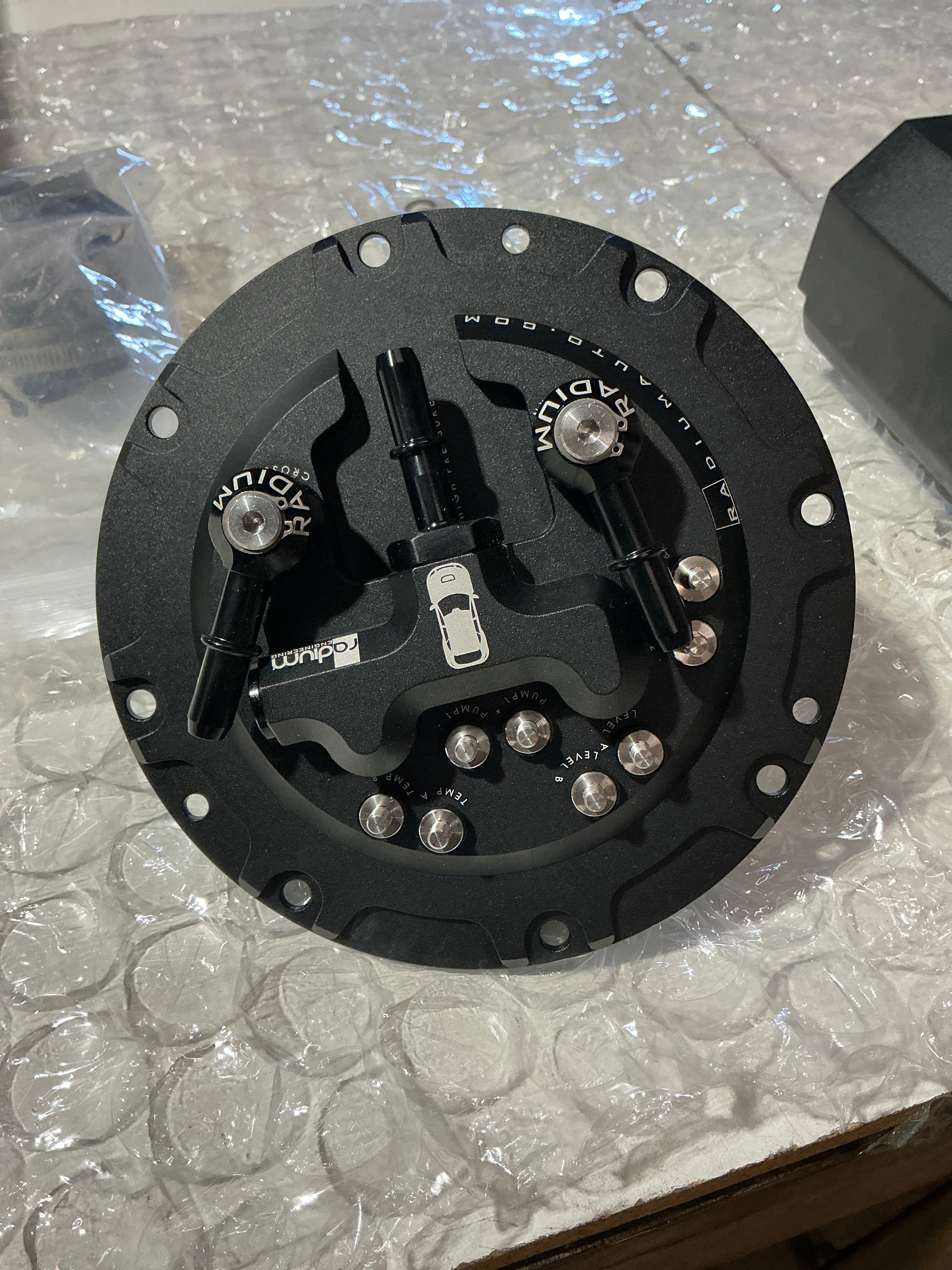 [OPEN BOX] Radium Fuel Hanger for Deatschwerks DW400 Subaru WRX / STI 2008-2021 | 20-0781-00 - Default Title