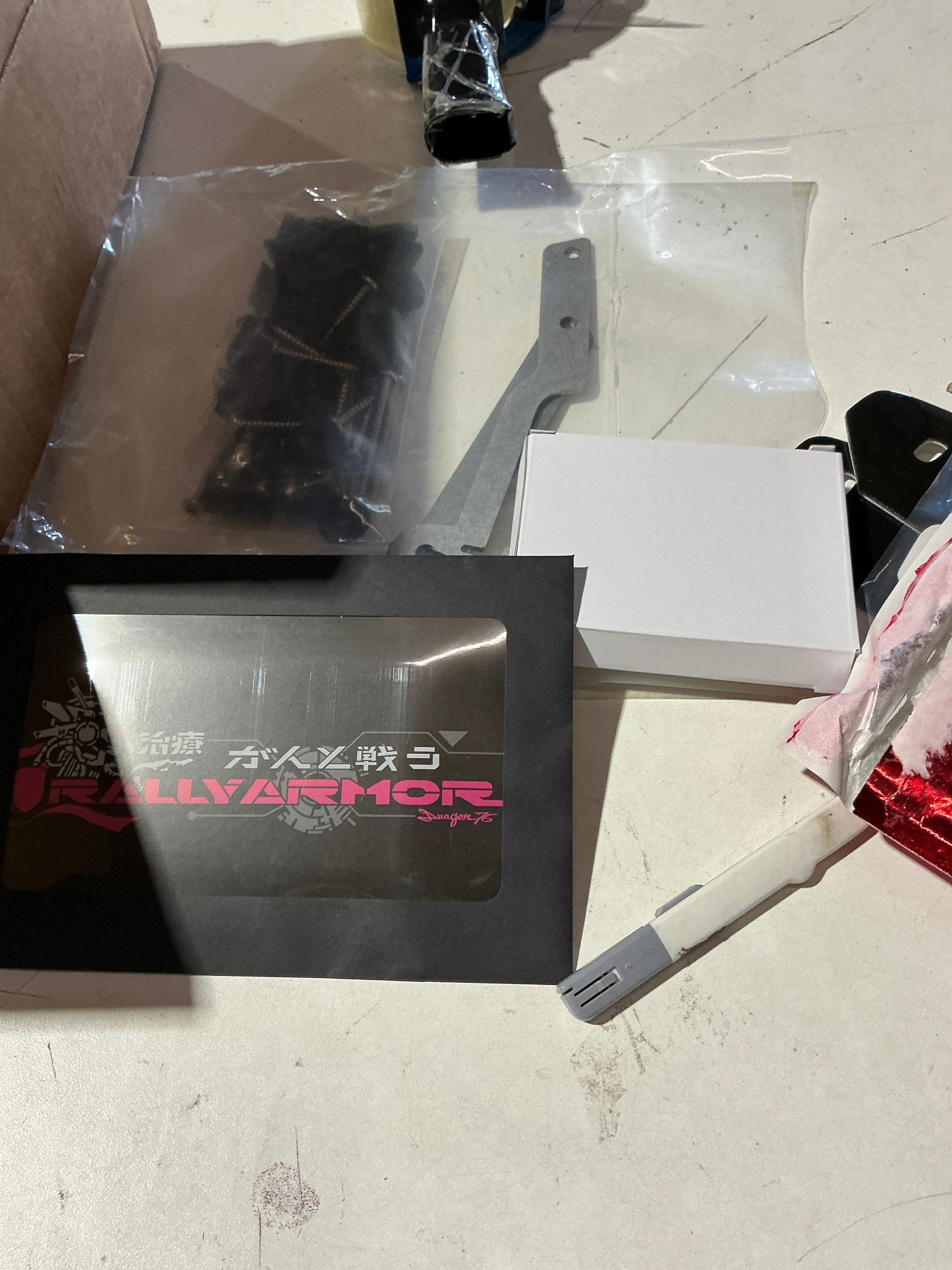 [OPEN BOX] Rally Armor Mud Flap White w/ Pink Logo Ford Focus ST 2013-2018 / RS 2016-2018 | MF27-UR-WH/BCPK - Default Title