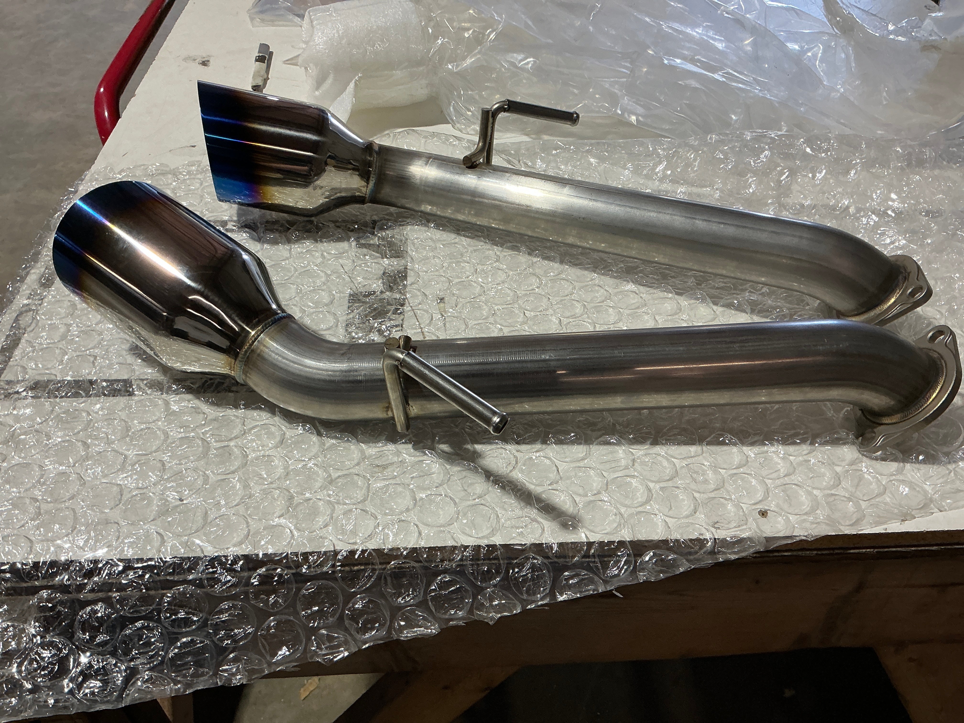 [OPEN BOX] Remark Axleback Exhaust w/Burnt Stainless Single Wall Tip Infiniti Q60 17-22 | RO-TTQ6-S - Default Title