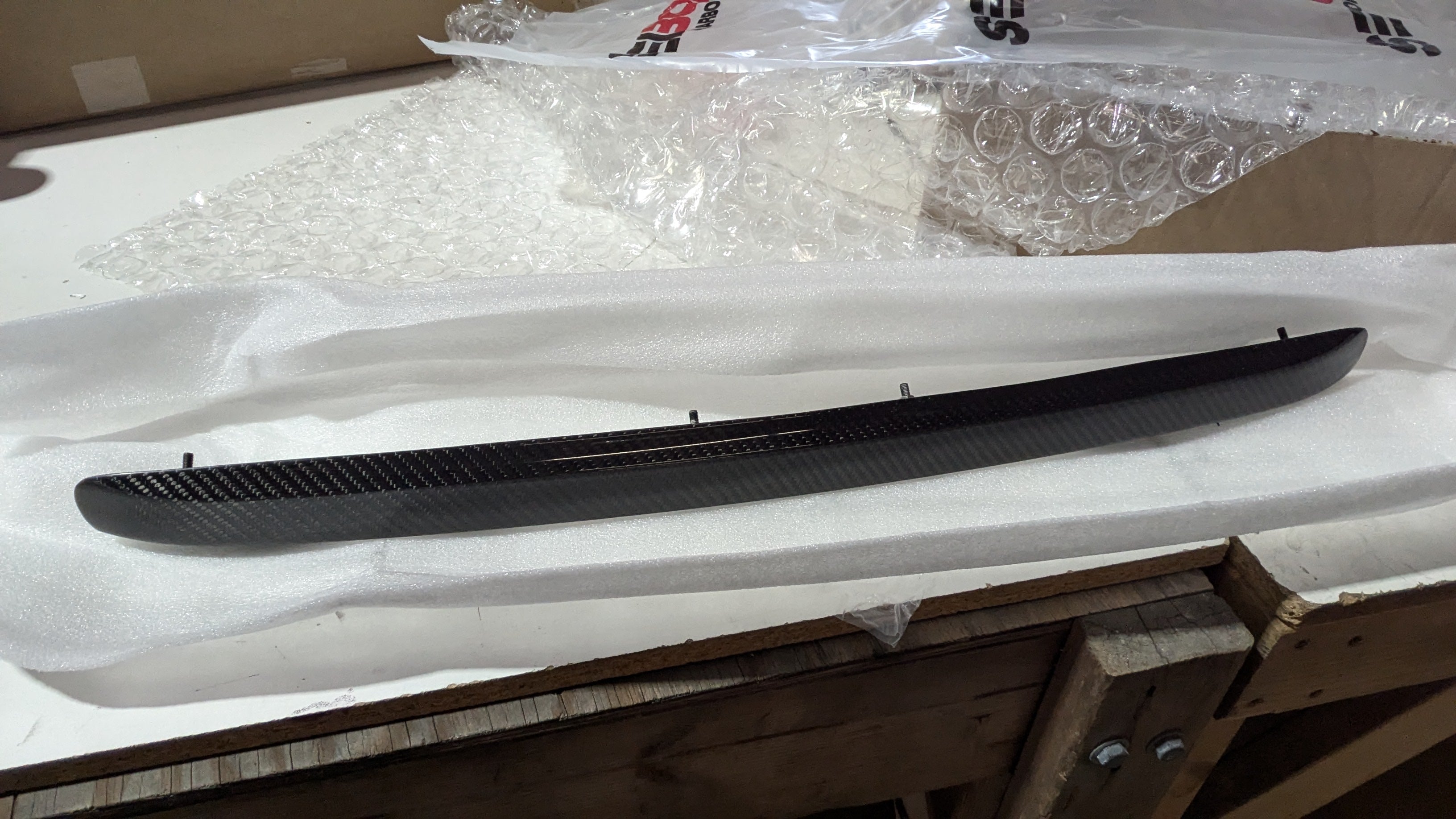 [OPEN BOX] Seibon Carbon Fiber Rear Fin Trunk Garnish Subaru WRX / STI 2015-2021 | RG15SBIMP - Default Title