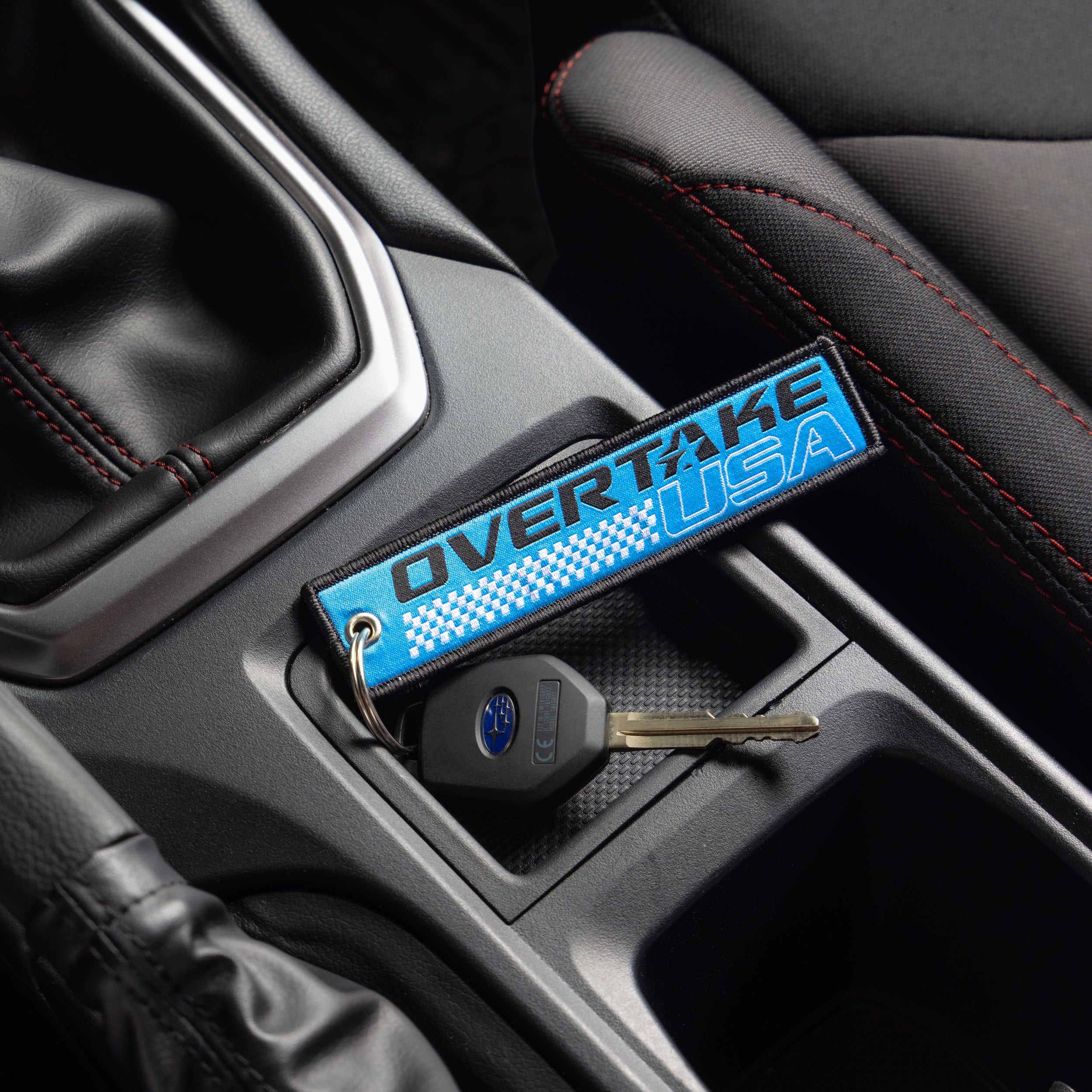 Overtake Jet Tag - Never Follow | A10700