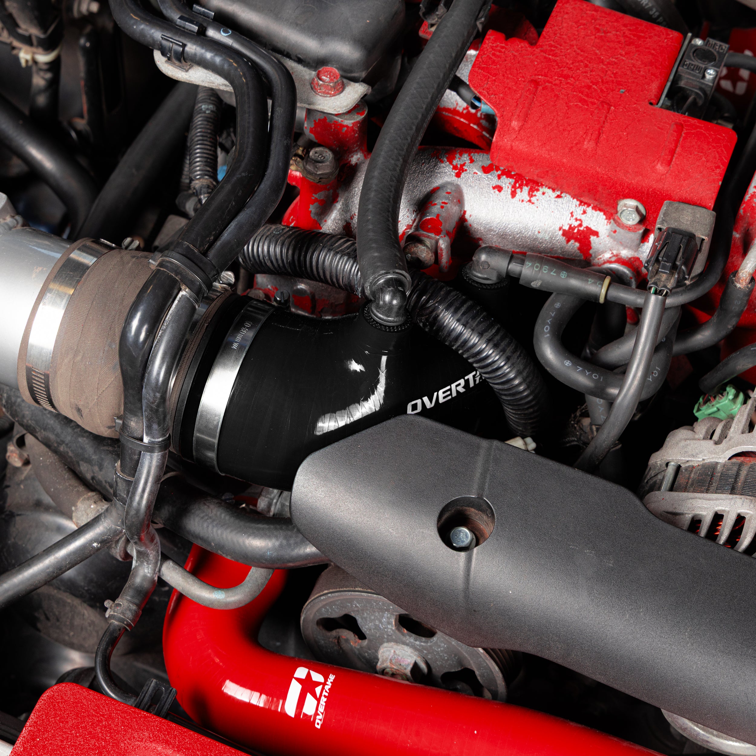 Overtake Silicone Turbo Inlet Hose Black Subaru WRX 2002-2007 / STI 2004-2021 | A10222BLK