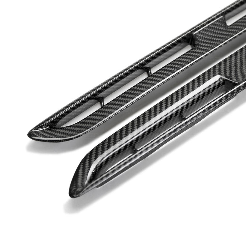 Seibon Carbon Fiber Fender Ducts (Pair) Nissan GT-R 2009-2025 | FD0910NSGTR