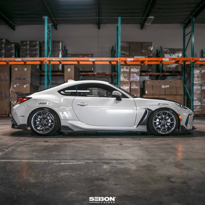 Seibon Coupe Carbon Fiber Fender Trim Gloss Finish Subaru BRZ / Toyota GR86 2022-2026 | FFT22TY86