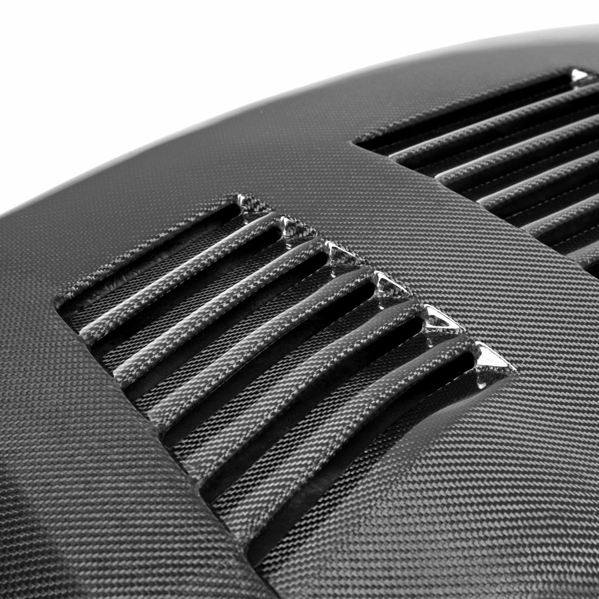 Seibon GTII-Style Carbon Fiber Hood Nissan GT-R R35 2009-2016 | HD0910NSGTR-GTII