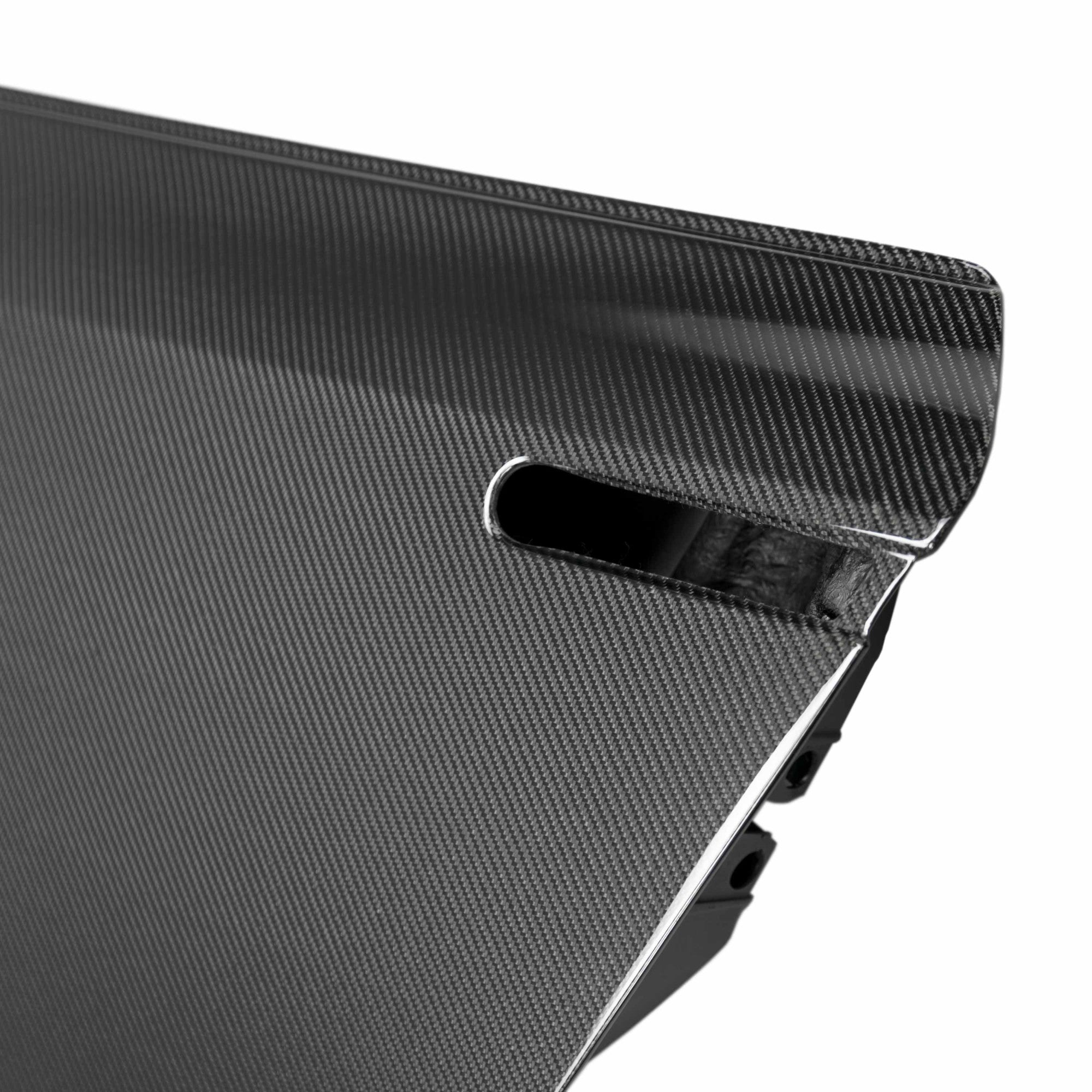 Seibon OEM Style Carbon Fiber Doors (Pair) Nissan GT-R R35 2009-2025 | DD0910NSGTR-OE