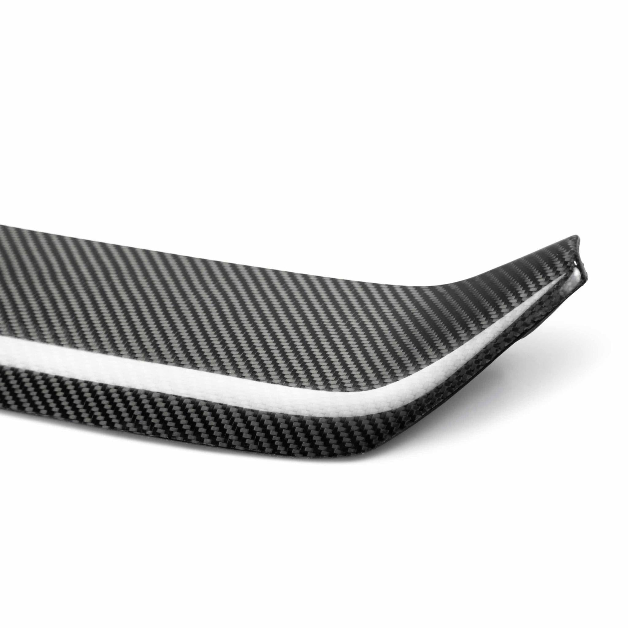 Seibon OEM Style Carbon Fiber Front Grille Nissan GT-R 2009-2011 | FG0910NSGTR-OE
