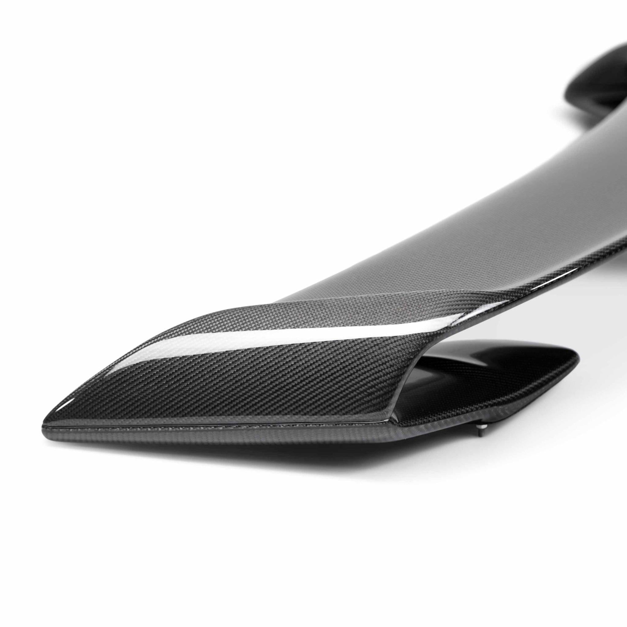 Seibon OEM Style Rear Spoiler Nissan GTR 2009-2025 | RS0910NSGTR-OE