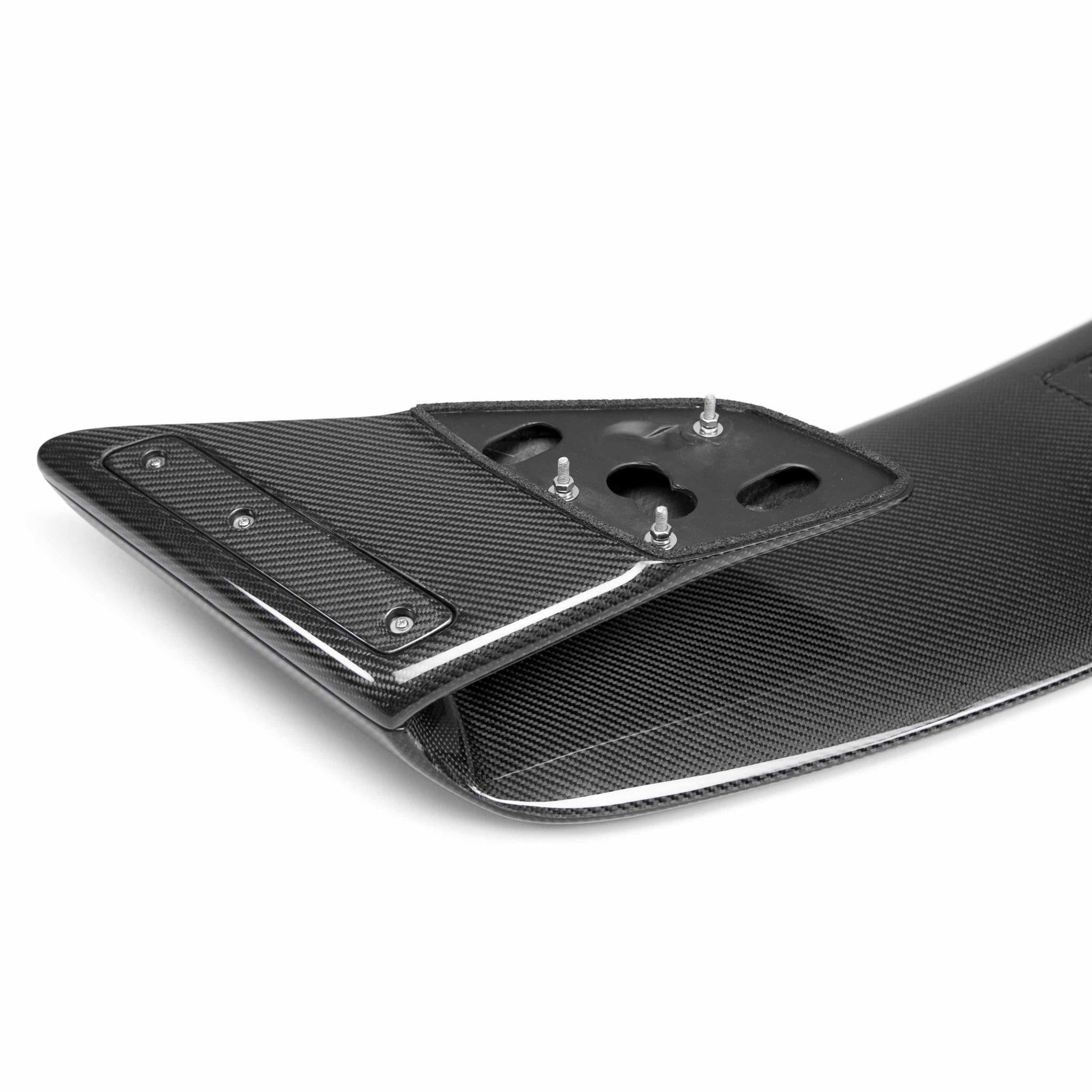 Seibon OEM Style Rear Spoiler Nissan GTR 2009-2025 | RS0910NSGTR-OE