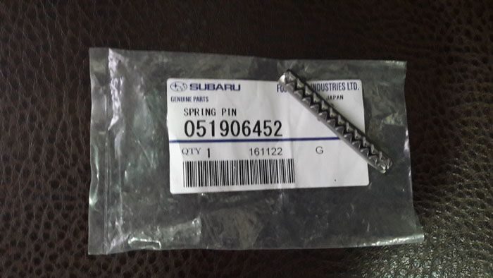 Subaru OEM Axle Spring Pin | 051906452