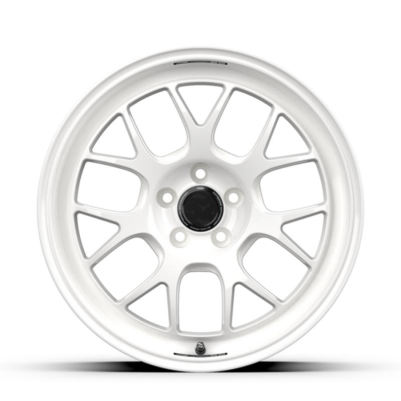 fifteen52 Vertex RSR 18x9.5 5x114.3 38mm ET 73.1mm Center Bore Rally White | RSARW-89554+38