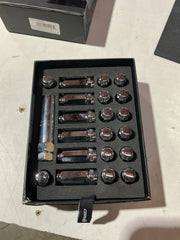 [OPEN BOX] Cosmis Racing Wheels Closed-Ended Chrome Lug Nuts 12x1.50mm - Set of 24 | 760-7F7C5024 - Default Title