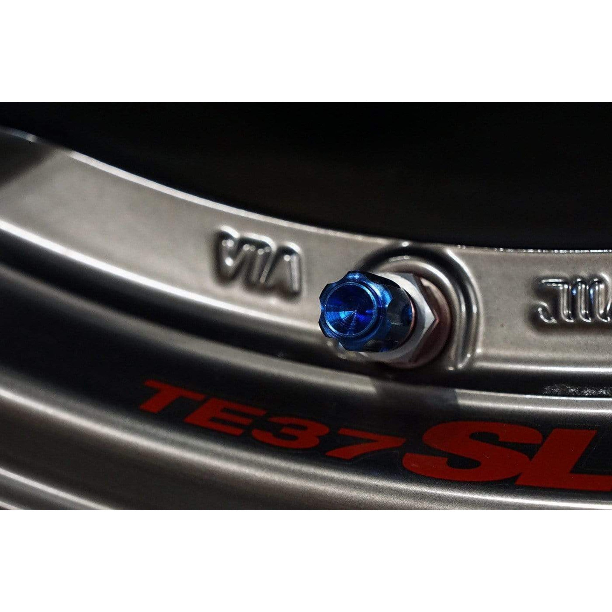 Fast Turn Fittings Titanium Valve Stem Caps - Gear Design