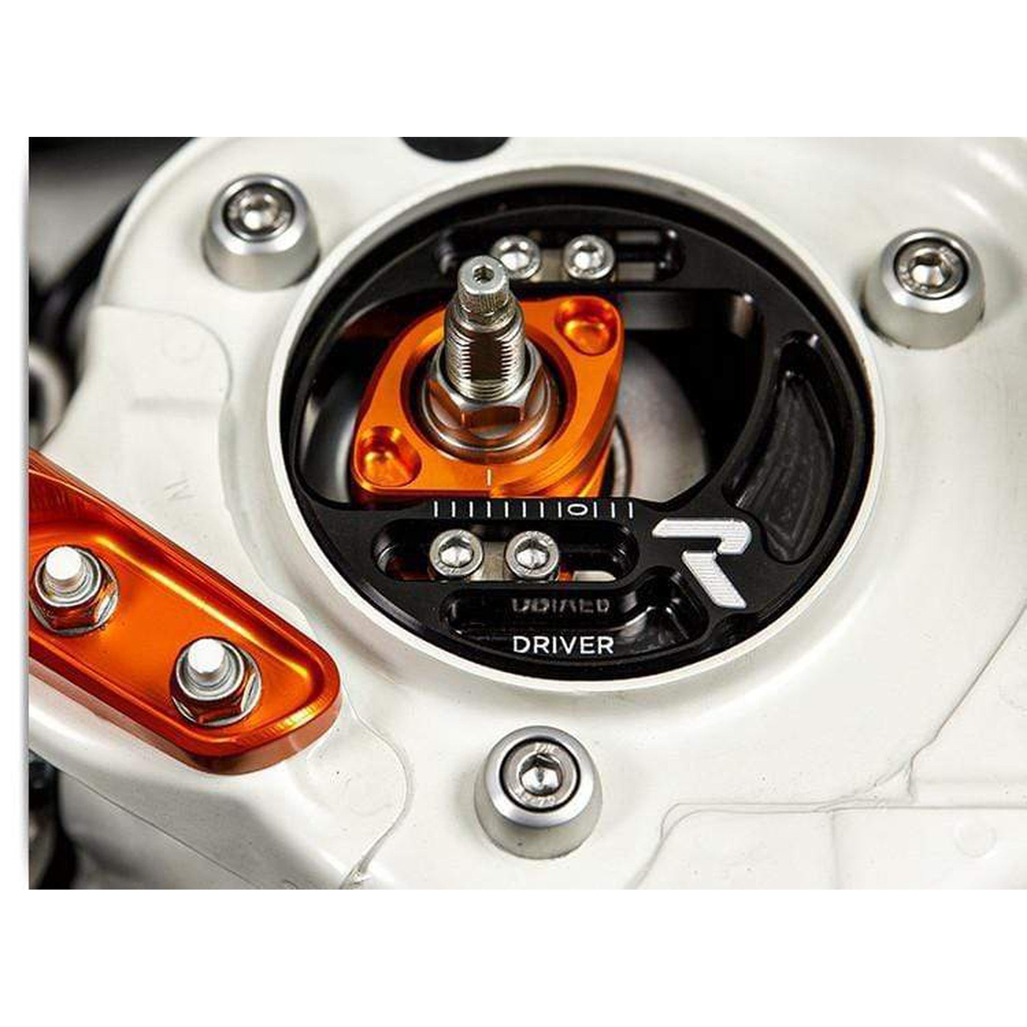 Fortune Auto CasCam Caster / Camber Plates 2005-2007 Subaru STI