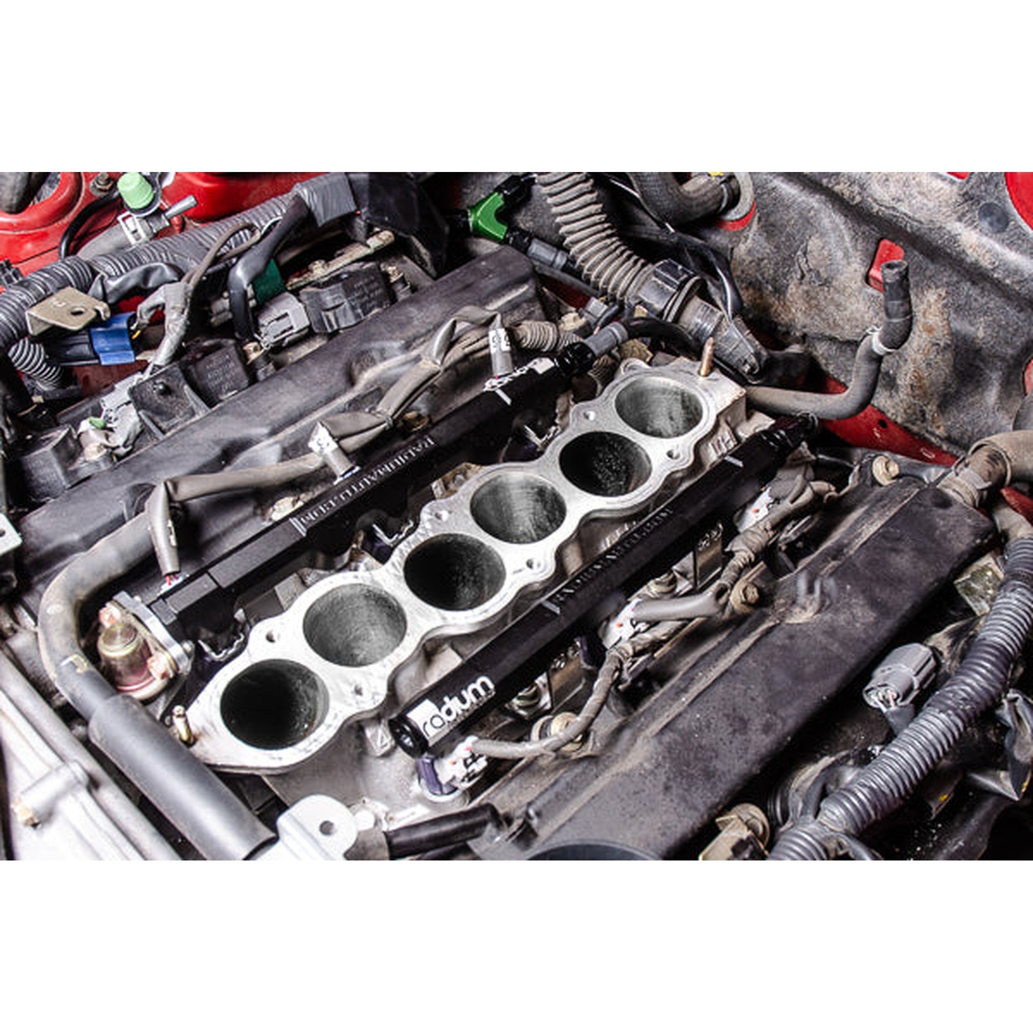 Radium Engineering Fuel Rail Plumbing Kit Nissan 350z 2003-2006 VQ35DE | 20-0468