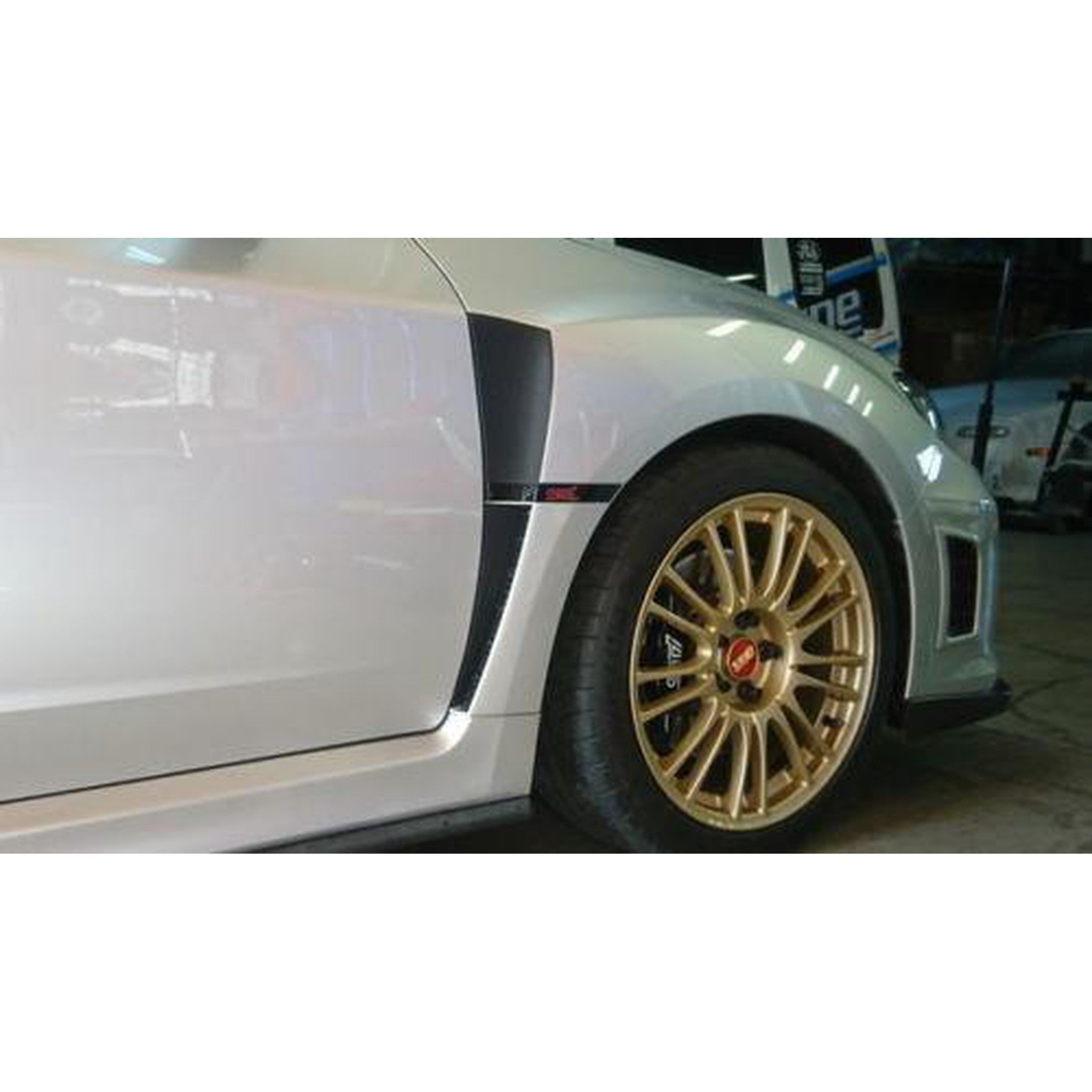 Sticker Fab 3D Carbon Fiber Vinyl Fender Vent Overlay (Upper and Lower) Subaru WRX / STI 2011-2014